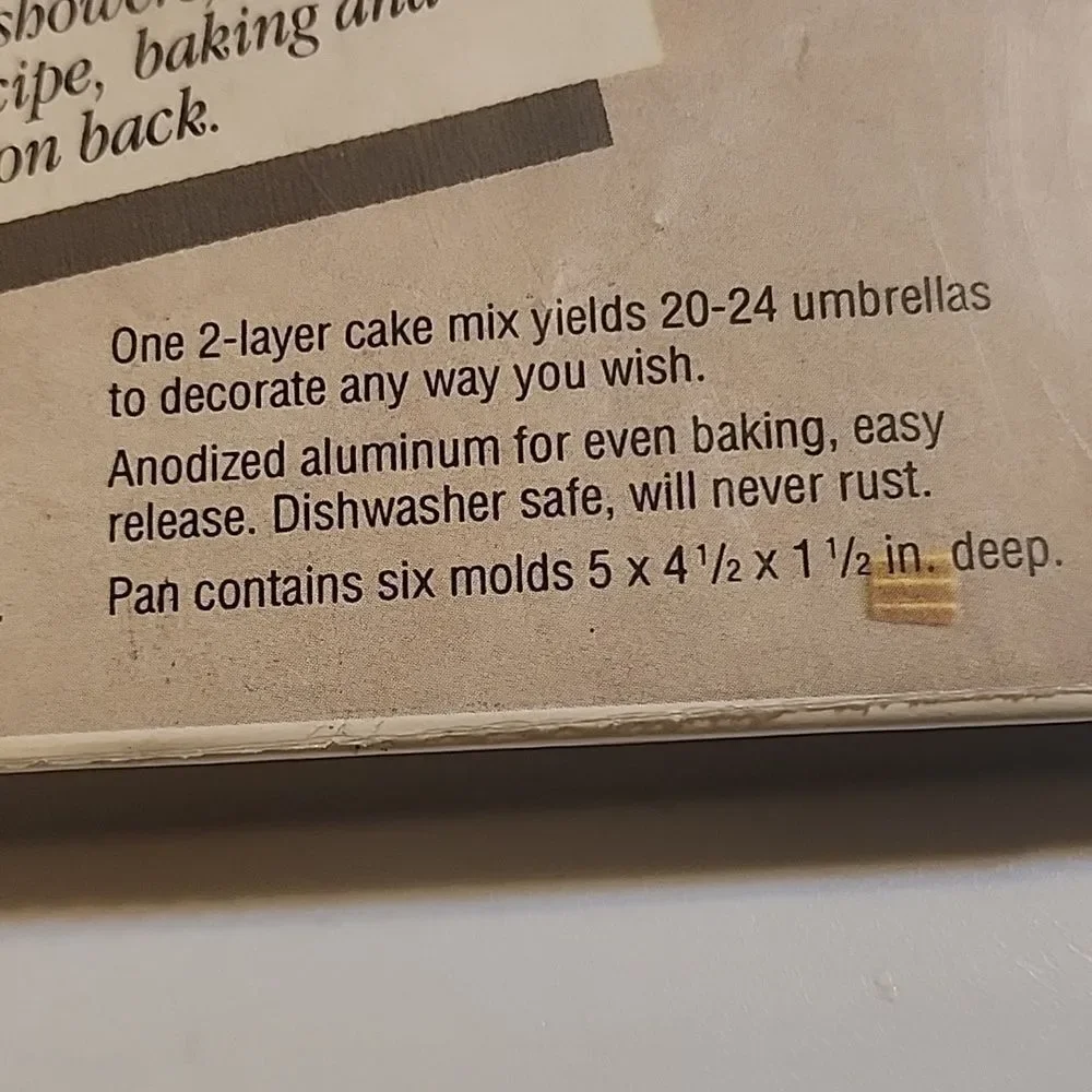 1994 Wilton Silver Mini Umbrella Baking Pan